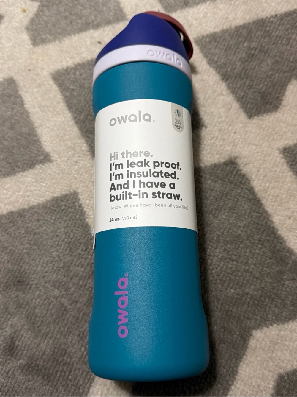 Owala 24 oz water bottle / NEW